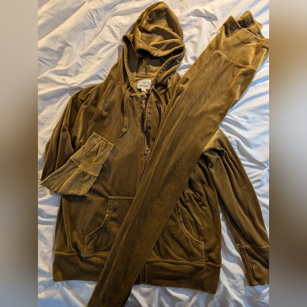 Aerie offline matching hoodie and leggings